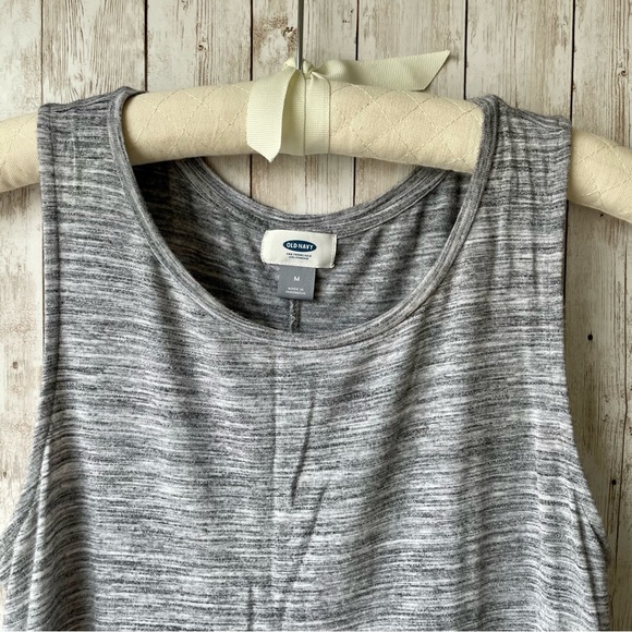 Old Navy Basic Light Gray High Neck Relaxed Fit Swing Tank Top Size M - Picture 2 of 6